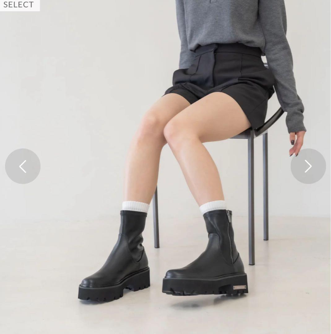 美品　CHARLES & KEITH サイドジップ アンクルブーツ