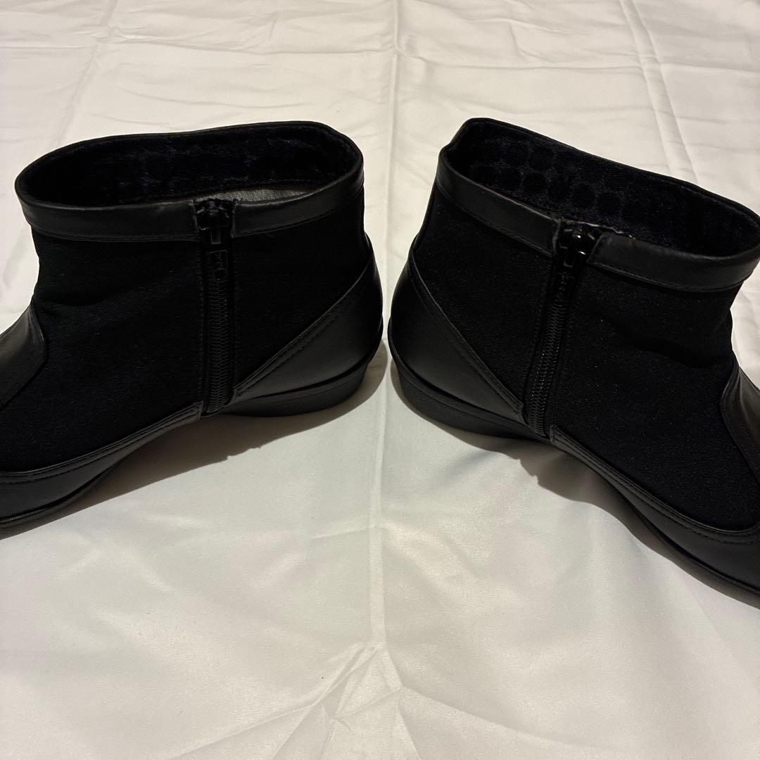 アシックス　ペダラ　ゴアテックス　ブラックレザーショートブーツ２４㎝