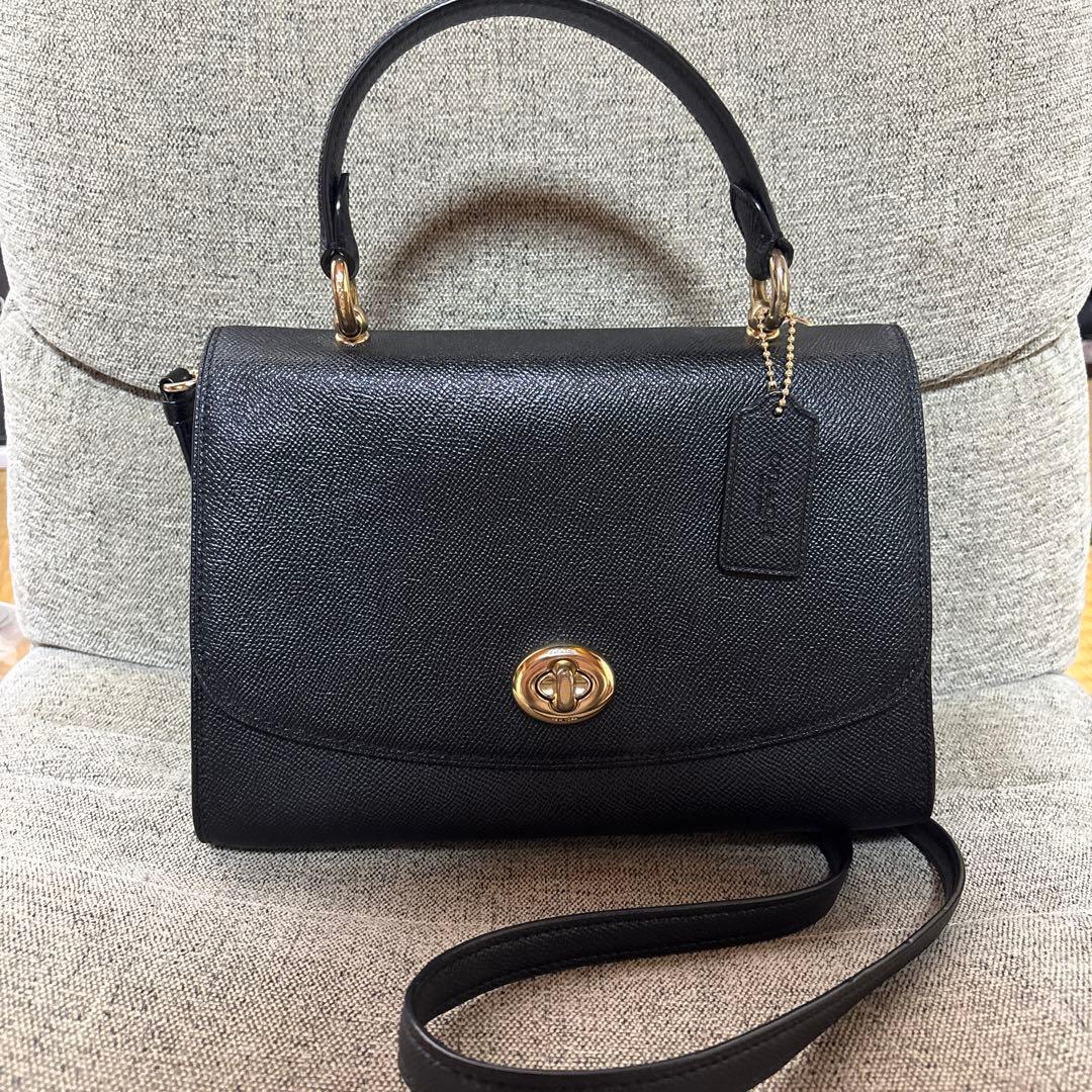 Coach レザー ハンドバッグ ブラック 中型 ショルダー付
