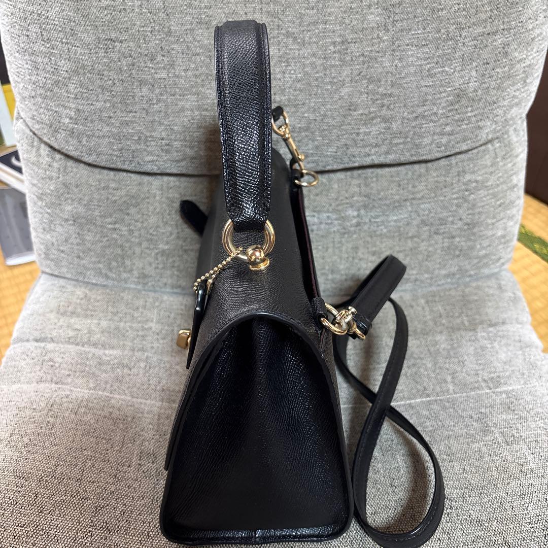 Coach レザー ハンドバッグ ブラック 中型 ショルダー付