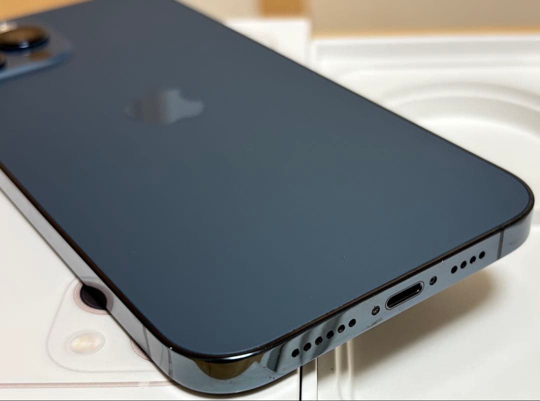 【美品】iPhone 12 Pro Max 128GB SIMフリー　本体