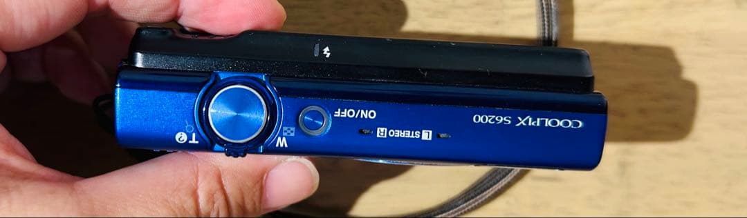 【Nikon】COOLPIX S6200 青 10倍光学ズーム デジカメ