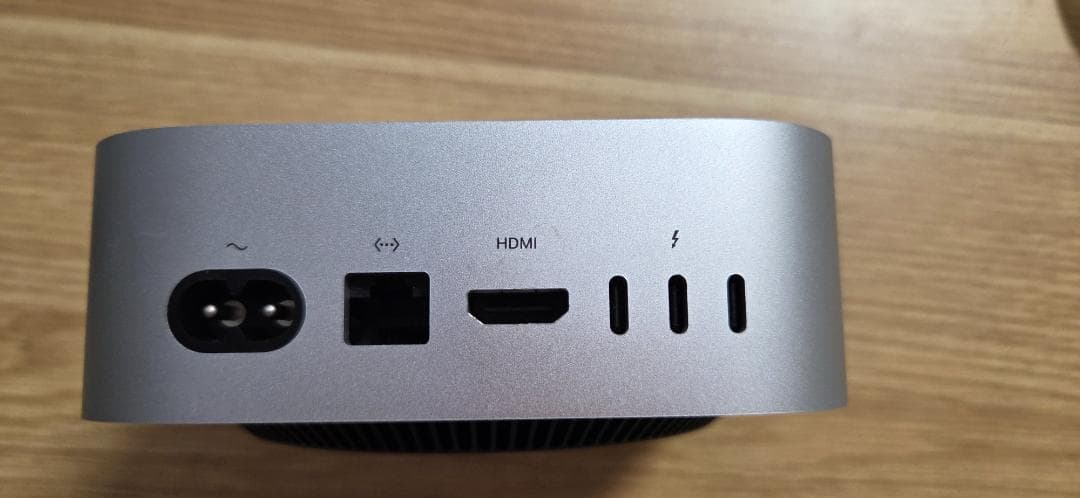 Mac mini M4 pro 64GBメモリ 1TB SSD