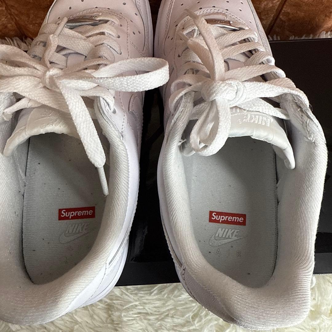 Nike Air Force 1 Supreme ホワイト シュプリーム 25