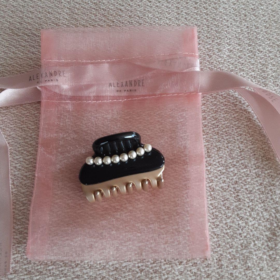 ゆい！アレクサンドルドゥパリ　パール・ヘアクリップ 黒 ブラック 4.5c