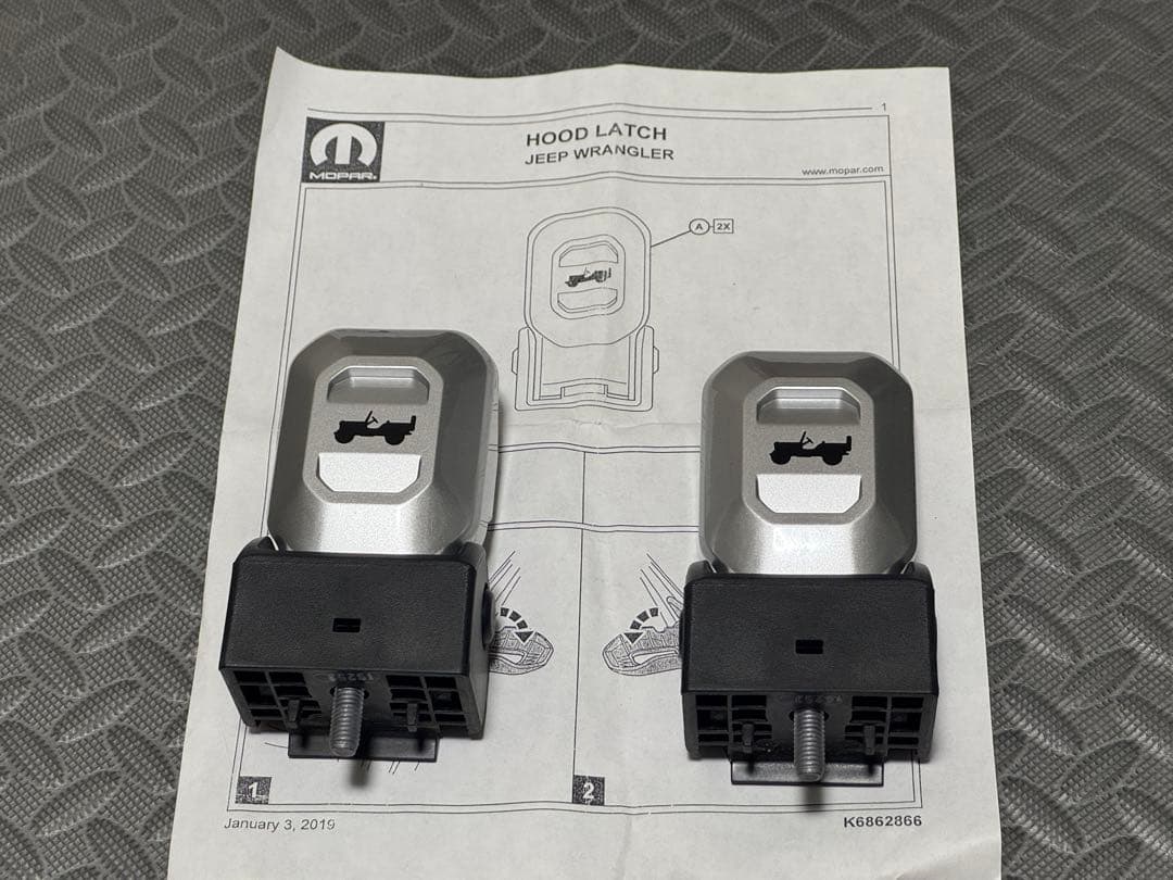 MOPAR純正　ボンネットフードラッチ JL ラングラー