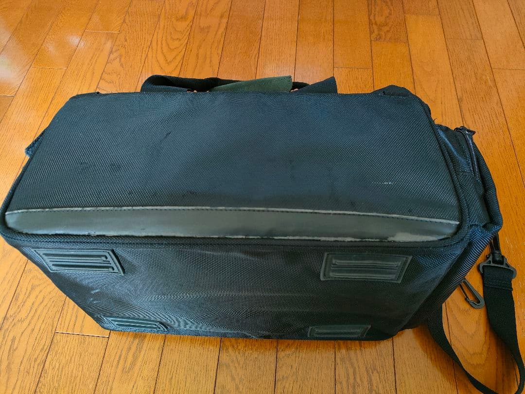 Nikon アーバンボズトンバッグ L