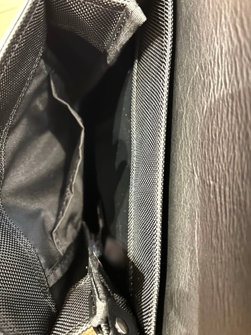 EJ SEAL ブラック/ブルー ショルダーバッグ