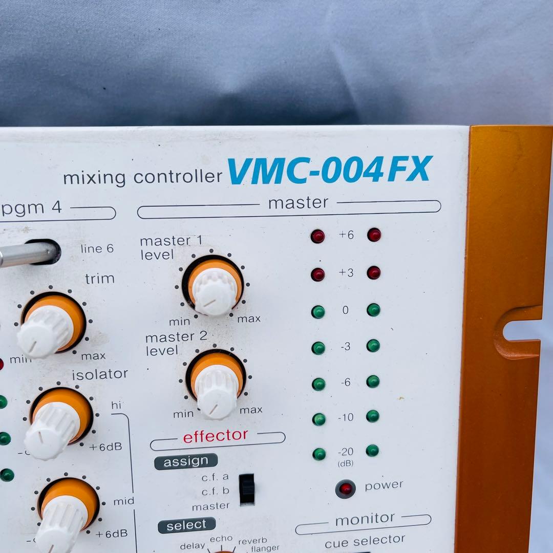 Vestax VMC-004 FX DJミキサー105