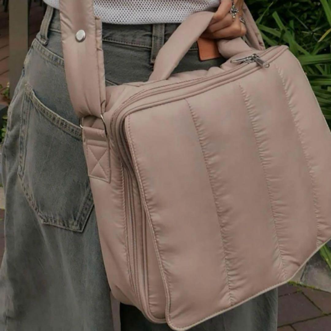 【新品未使用】calin マザーズバッグ ラテ　LATTE