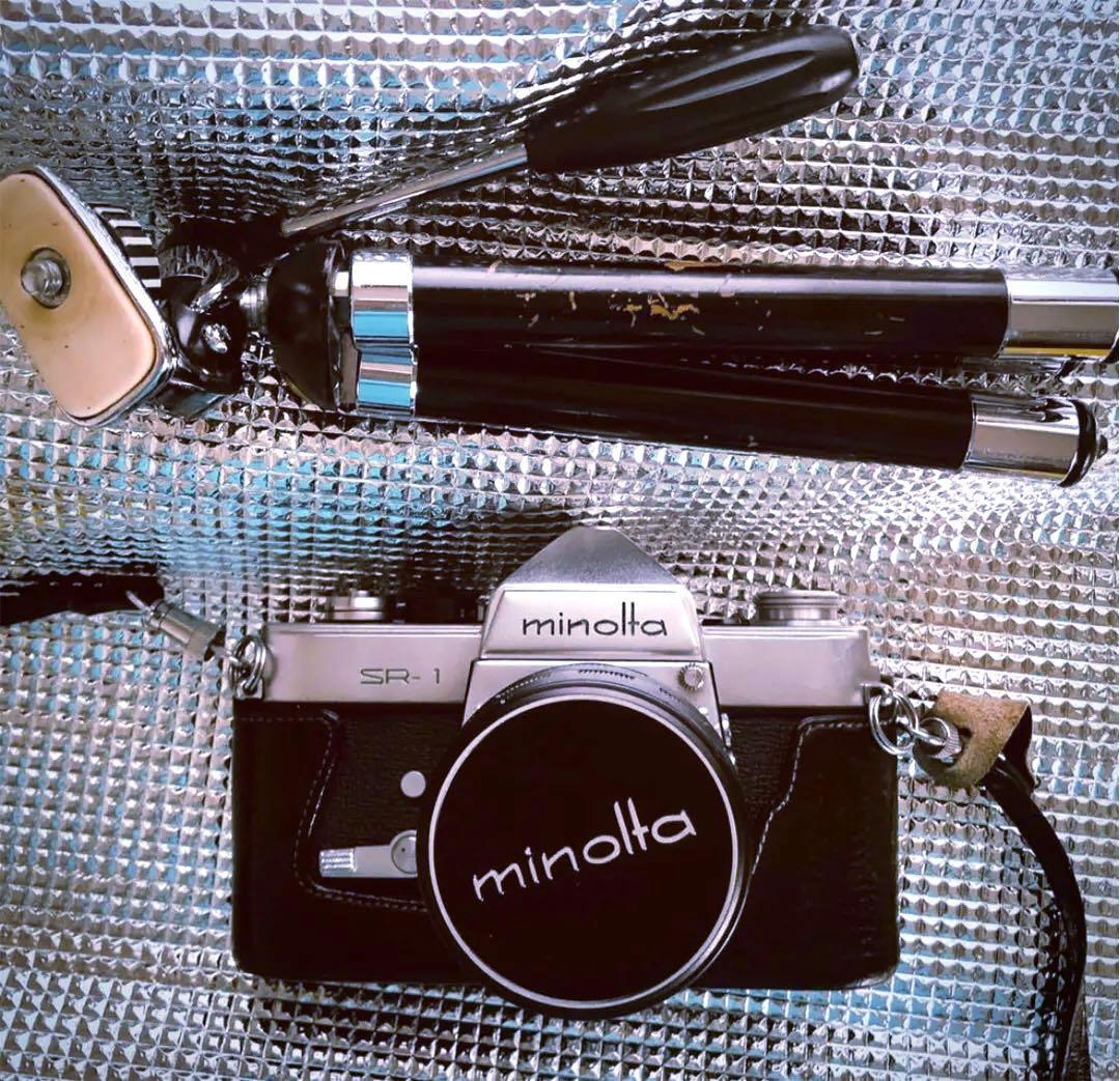 Minolta& King フィルムカメラと三脚