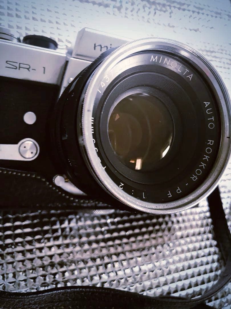 Minolta& King フィルムカメラと三脚