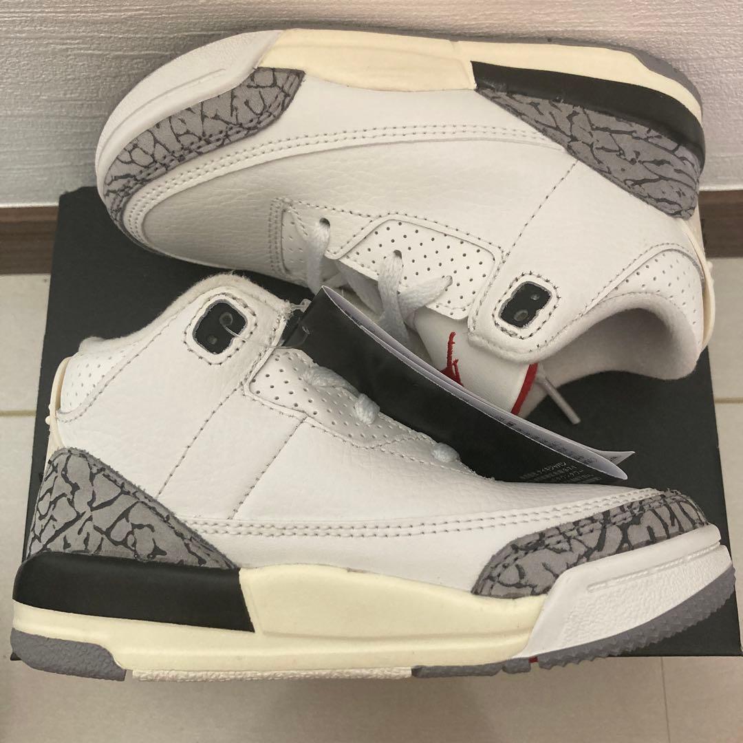 ナイキ　エアジョーダン3 リイマジンド　ホワイトセメント