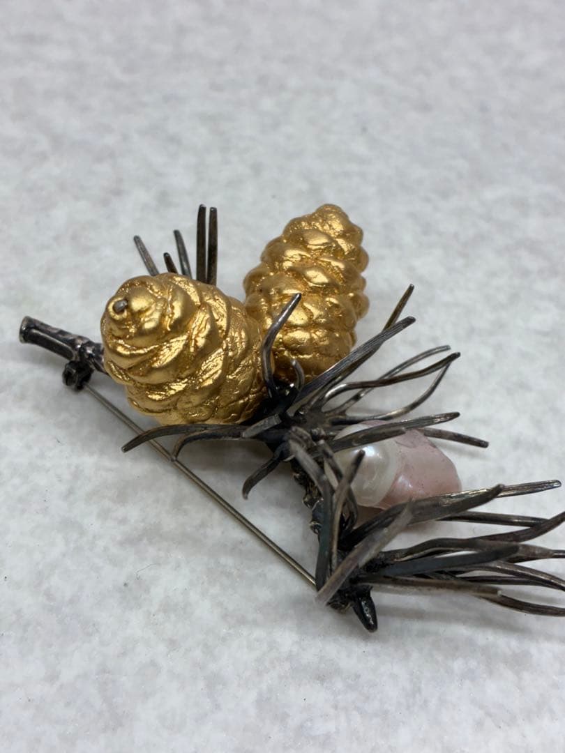 D0104A）希少 925 銀 本真珠 パール 松ぼっくり 松 ブローチ