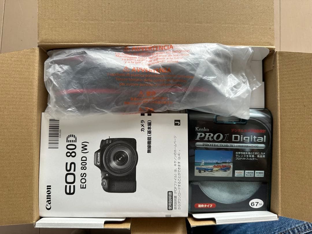 Canon EOS 80D レンズキット　18-135 一眼レフカメラ
