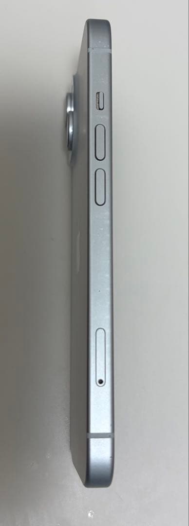 y*n様 iPhone15 128GB ブルー