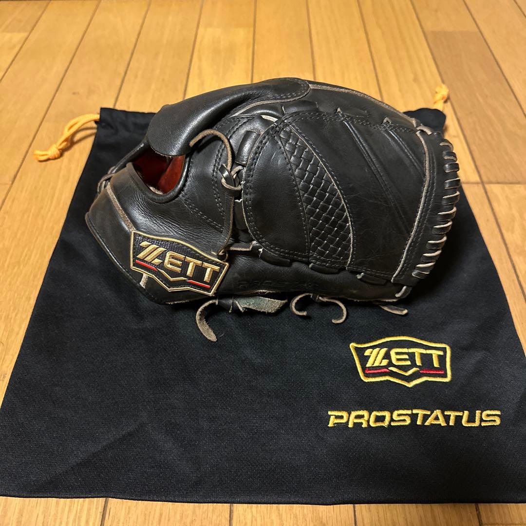 ZETT 硬式グローブ 右投げ用 黒　袋付き