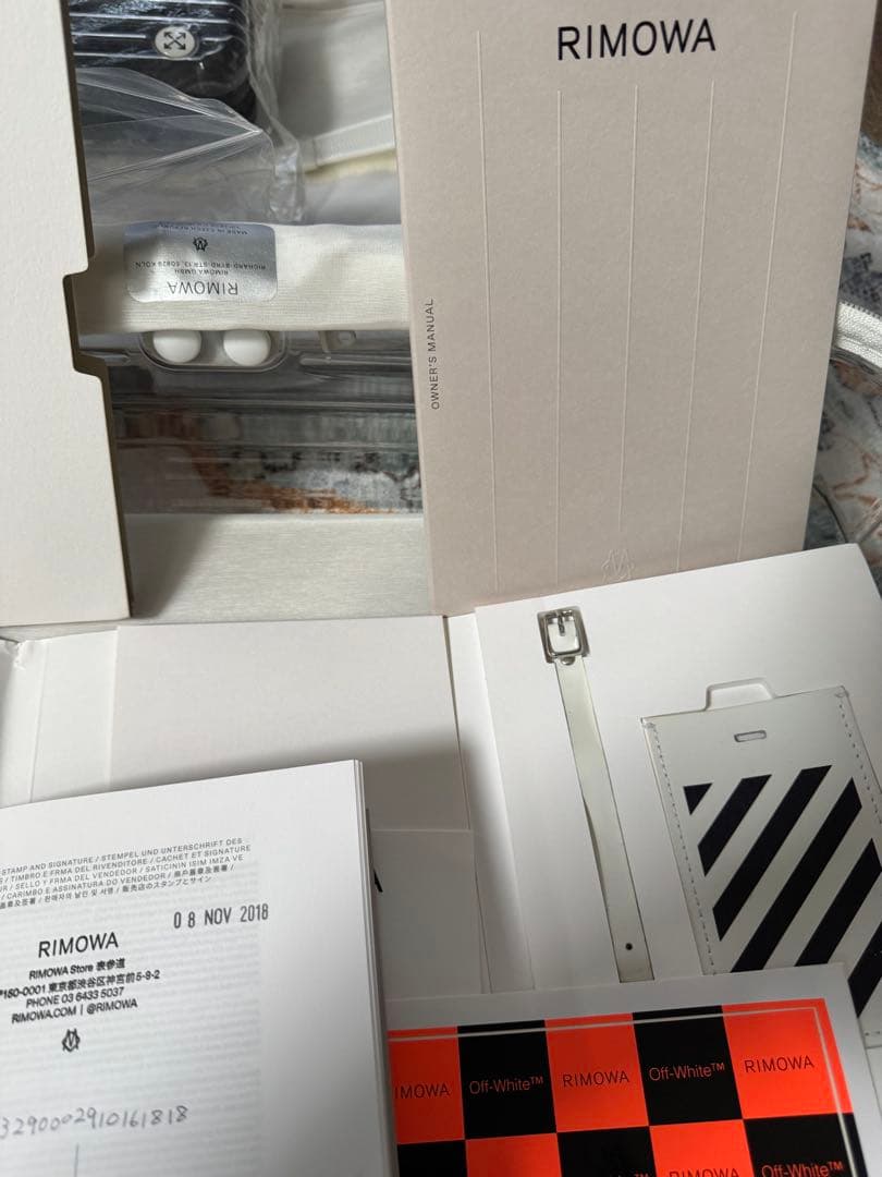 希少オフホワイト×リモワ　36L
