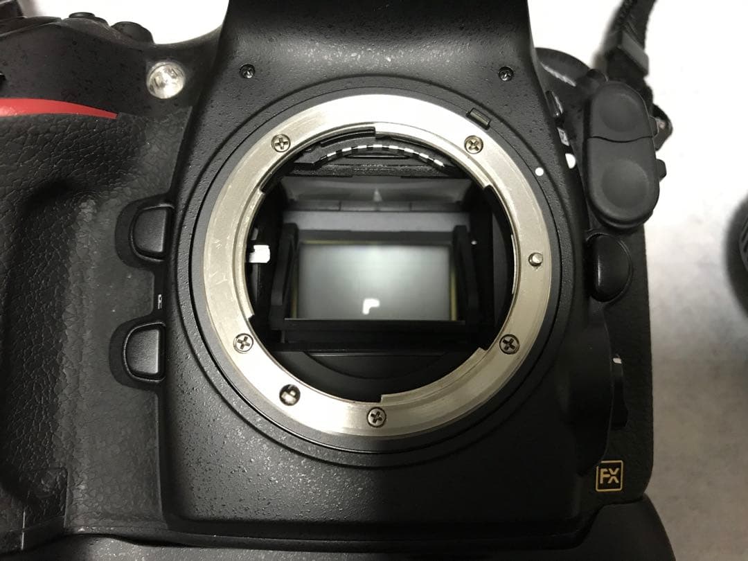 Nikon D800デジタル一眼レフ　ジャンク扱いに
