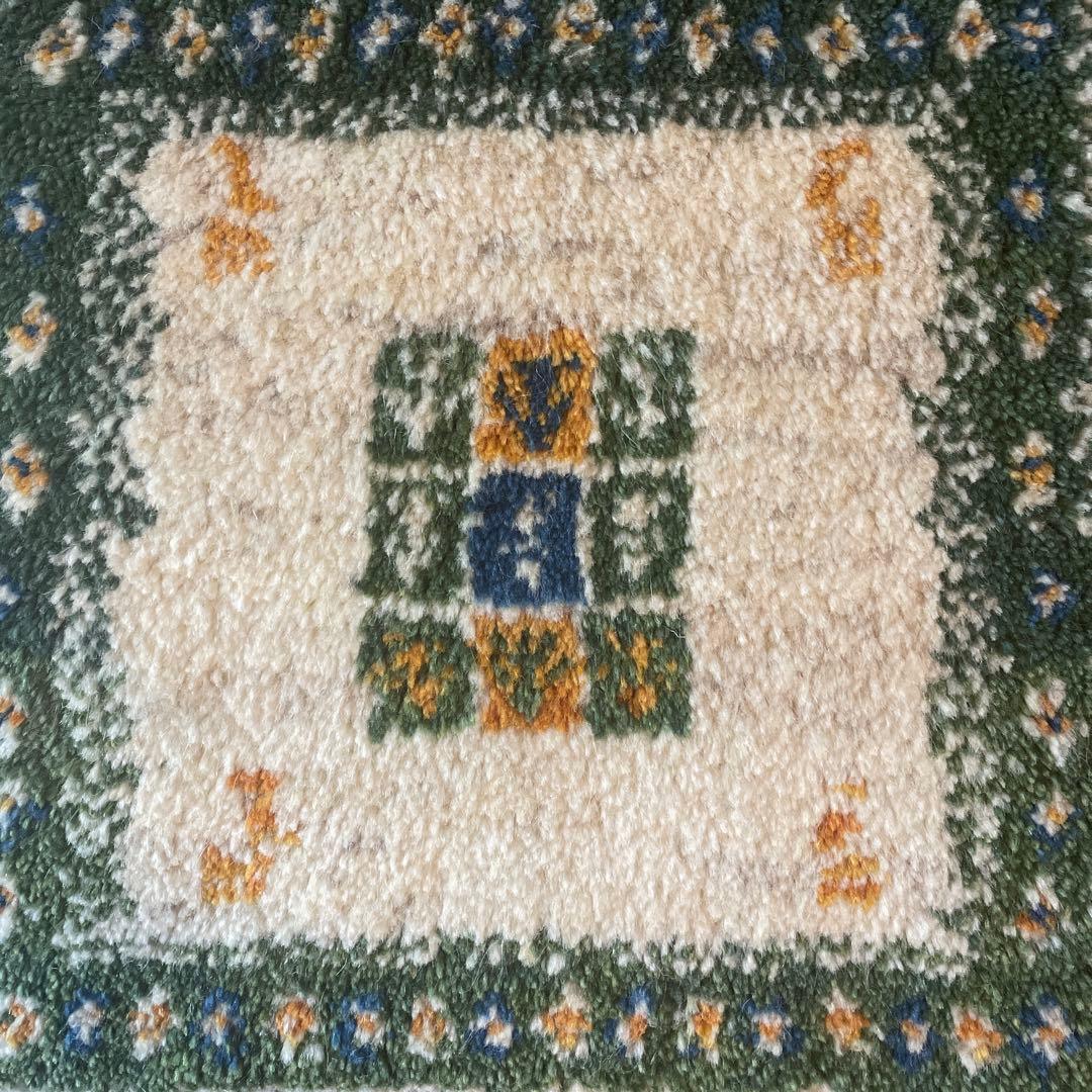 ギャッベ、ギャべ、座布団四