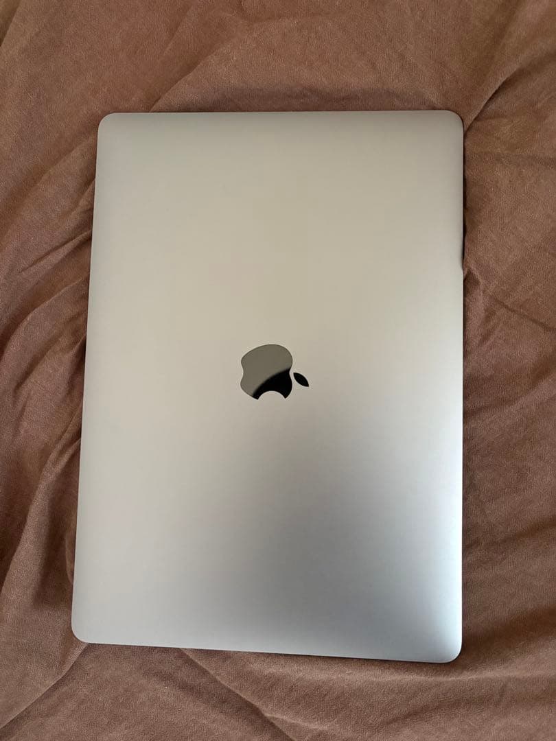 MacBook Air M1（2020モデル）13インチ 8GB 512GB