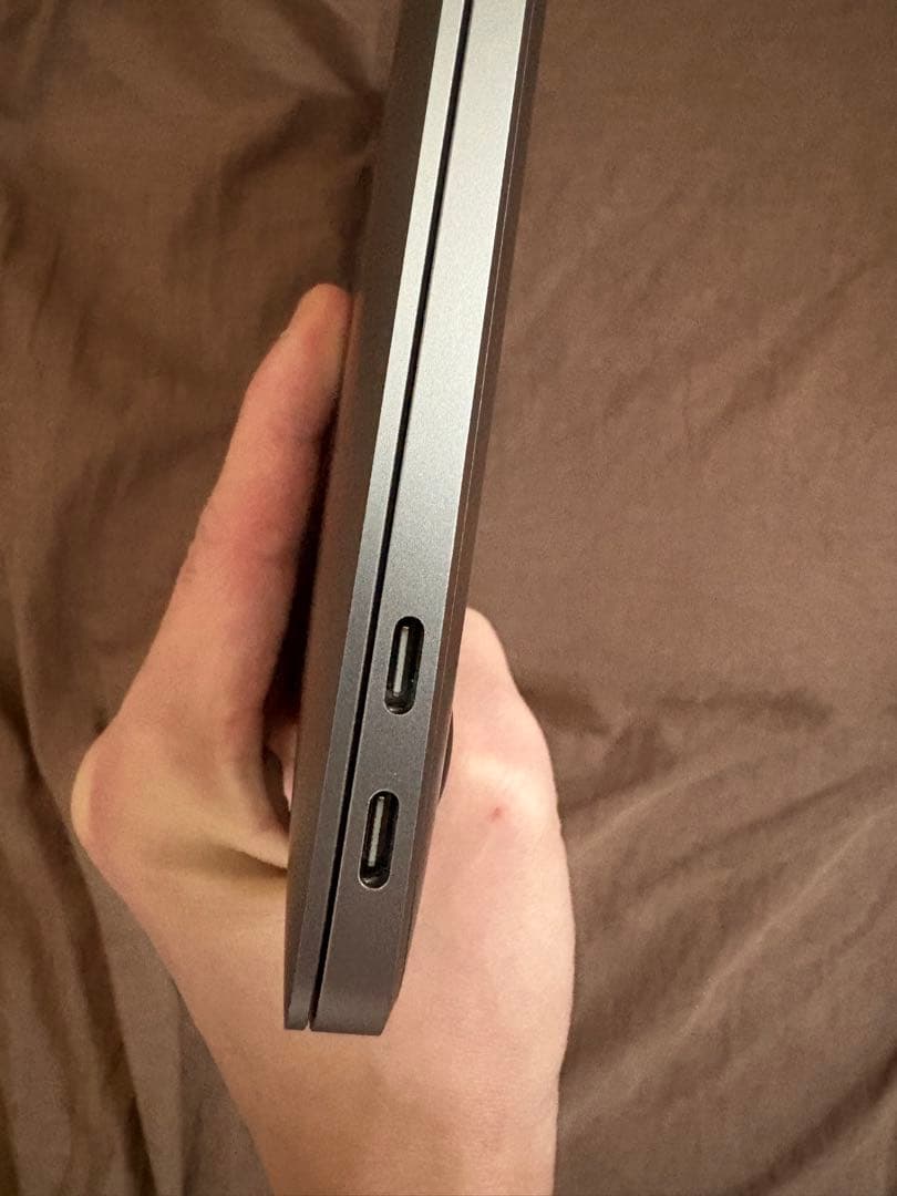 MacBook Air M1（2020モデル）13インチ 8GB 512GB