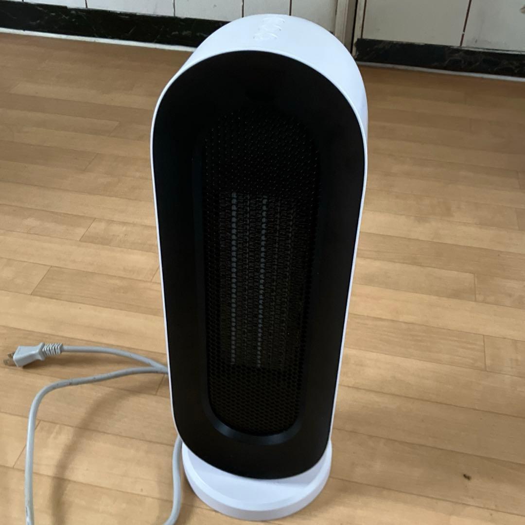 タワー型 電気ヒーター ホワイト