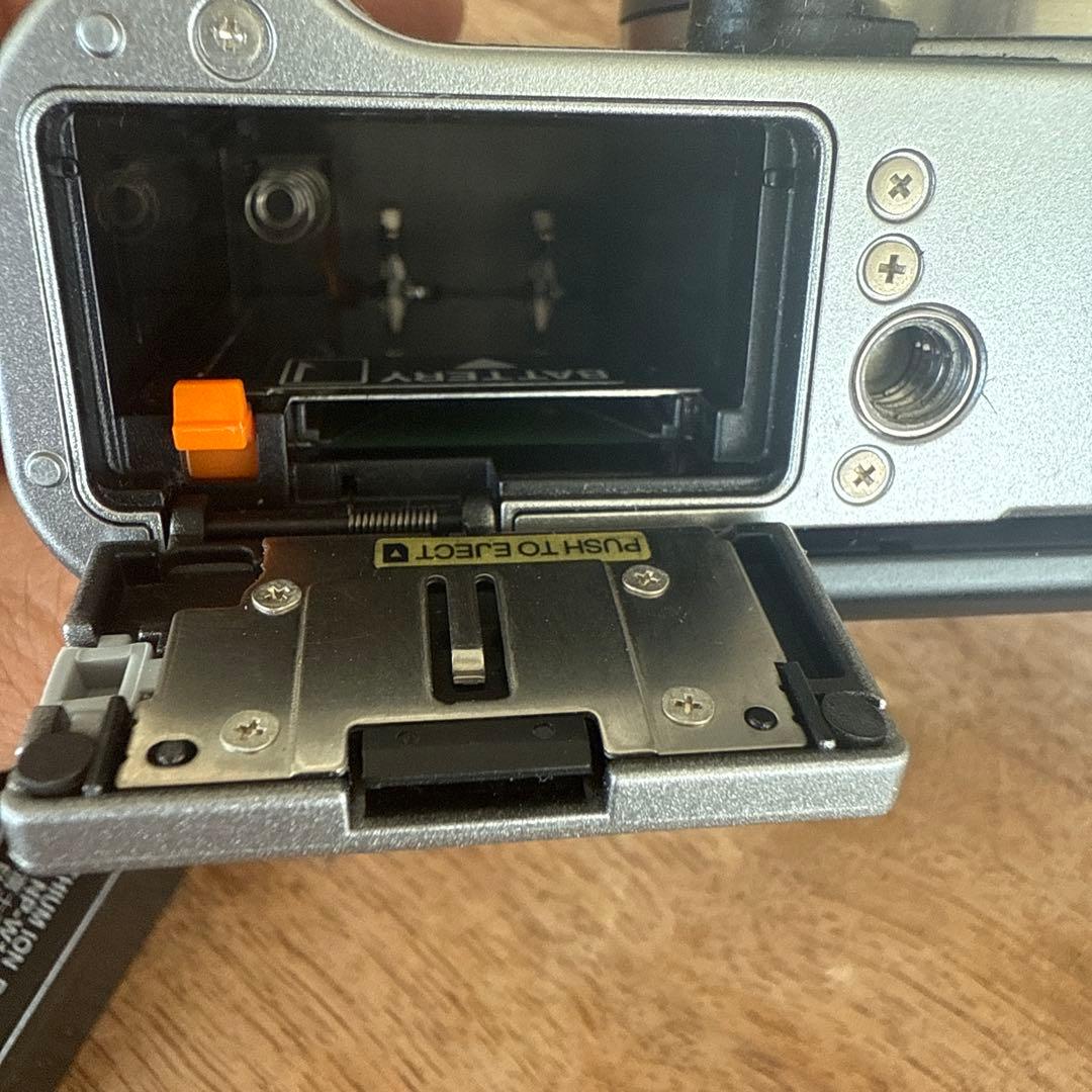 （美品）FUJIFILM X-T10 シルバー ミラーレス一眼