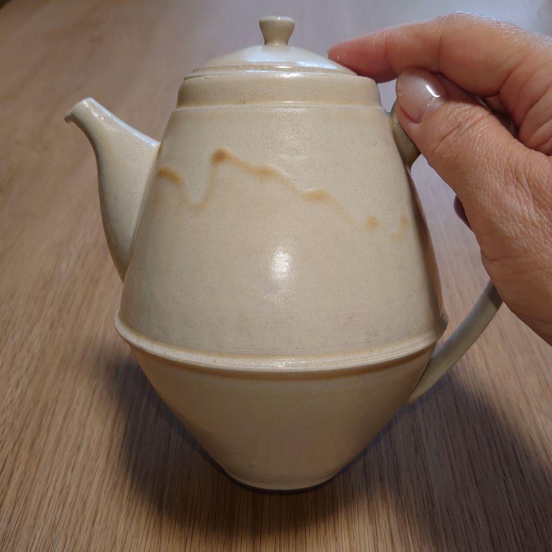 伊藤環さん　ポット