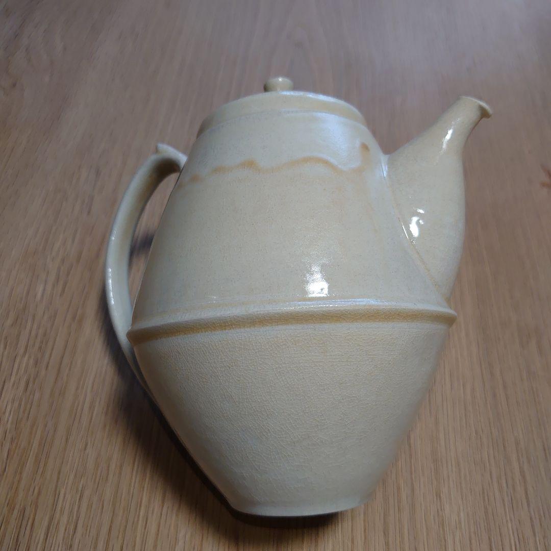 伊藤環さん　ポット