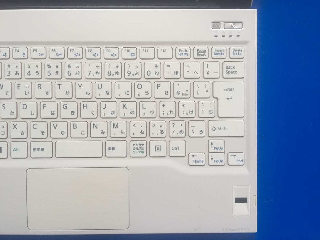 【ズズ】富士通　LIFEBOOK SH54/K 13.3型液晶 コンパクト
