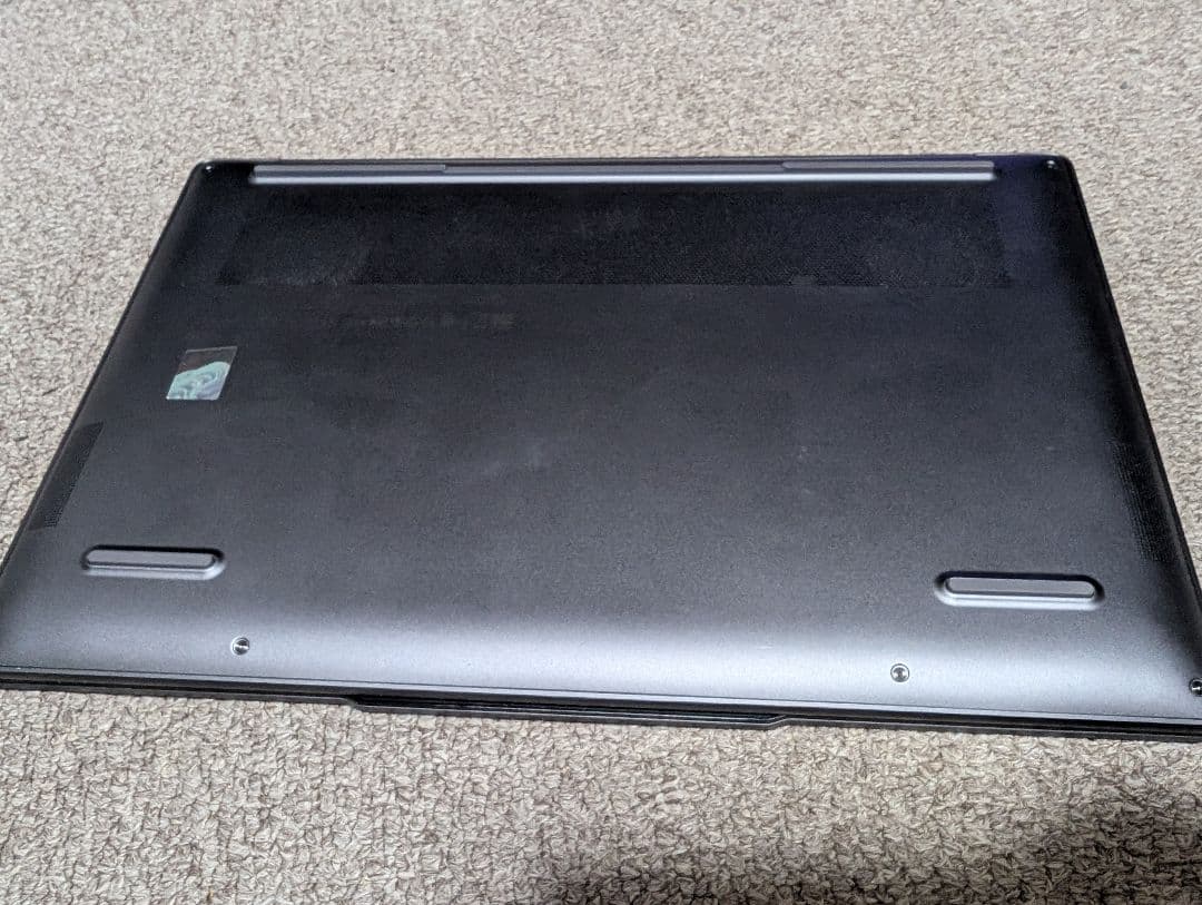 Lenovo Yoga Pro 7i Gen 8 14型 ノートPC 本体