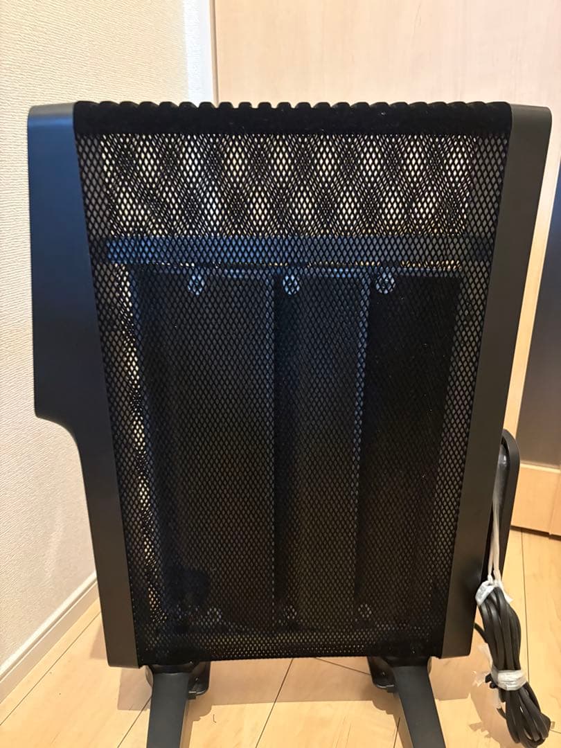 【美品】2022年製　siroca 遠赤軽量ヒーター かるポカ　SN-M351