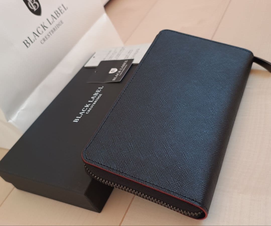 【新品箱ショップ袋付】インサイドクレストブリッジチェック ラウンドジップ 長財布