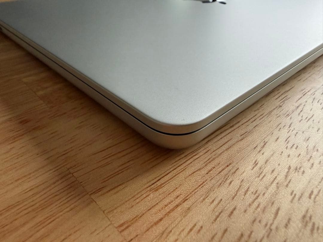 macbook air m4 13インチ 24G 512GB シルバー　moft