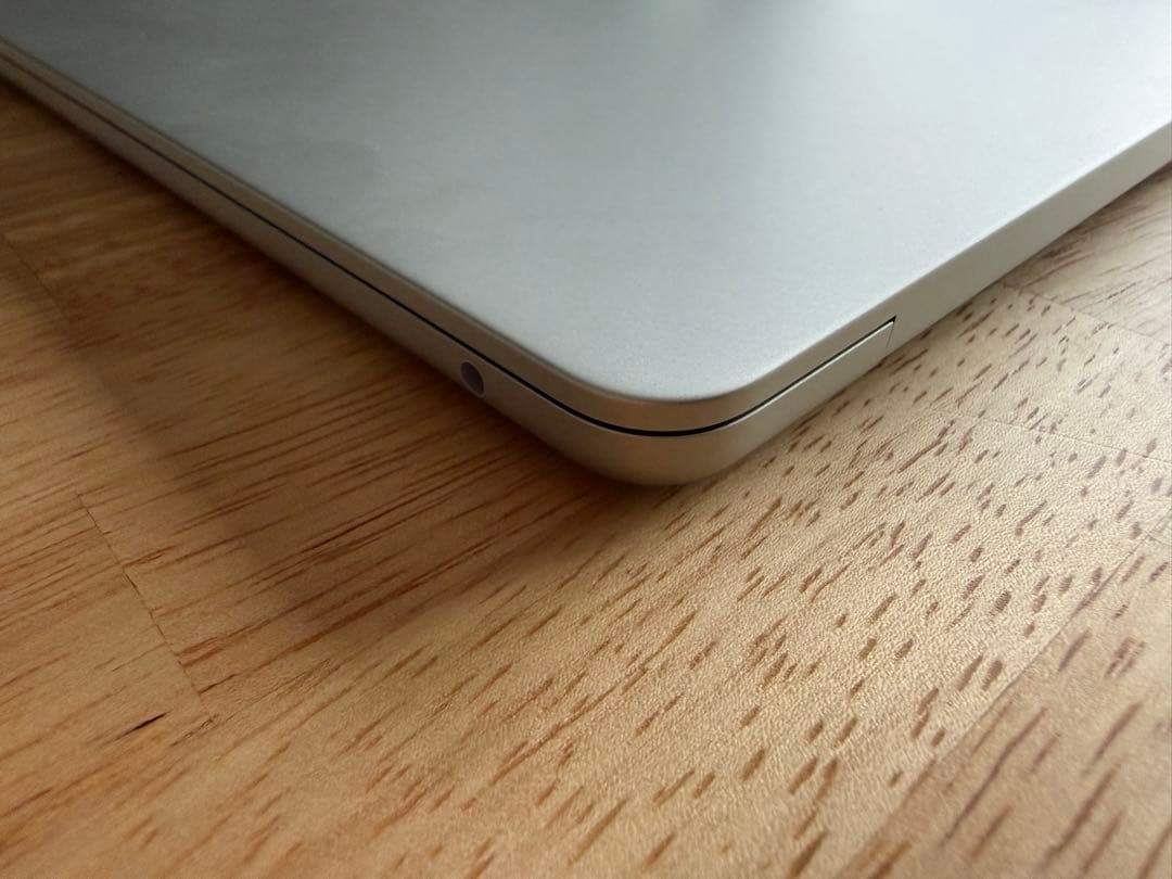 macbook air m4 13インチ 24G 512GB シルバー　moft