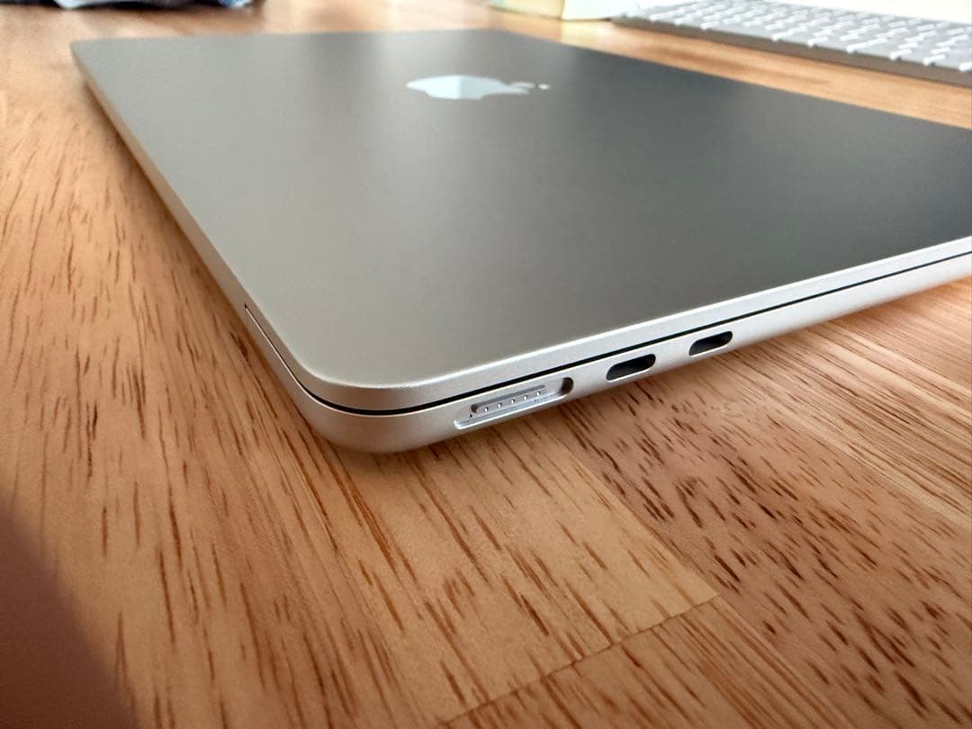 macbook air m4 13インチ 24G 512GB シルバー　moft