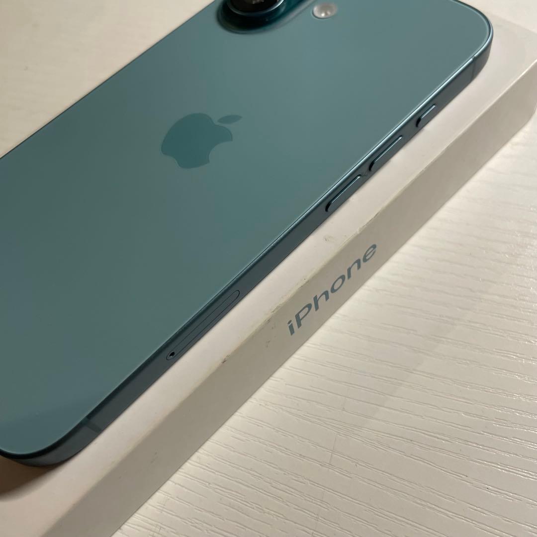 iPhone16 128GB SIMフリー ティール 極美品