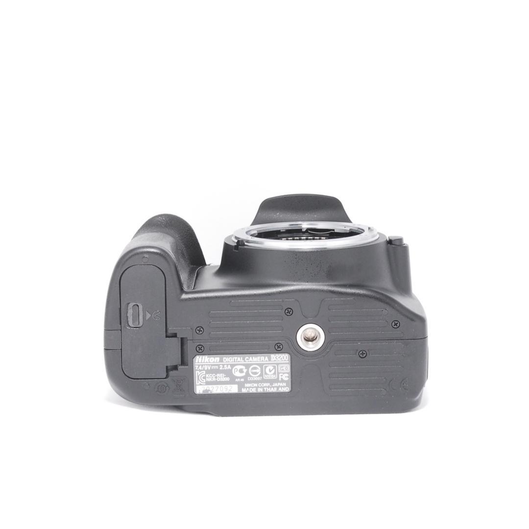 初心者おすすめ✨動作良好✨Nikon D3200 ダブルレンズキット スマホ転送