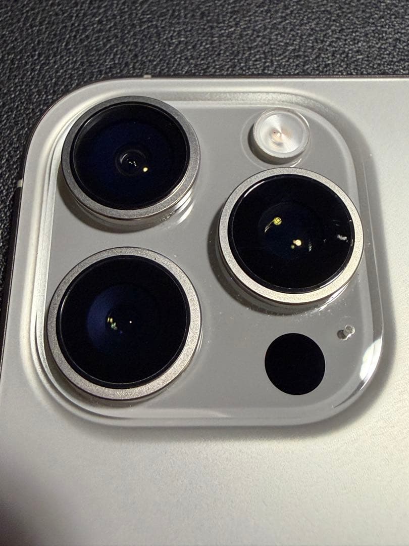 【海外版】Apple iPhone 16 Pro Max(シャッター音無)97%