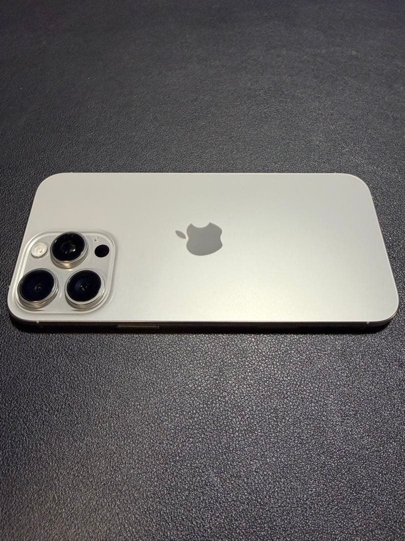 【海外版】Apple iPhone 16 Pro Max(シャッター音無)97%