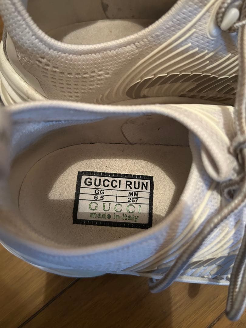 GUCCI ホワイトメッシュスニーカー