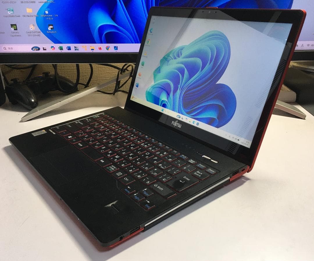 富士通 LIFEBOOK SH90/P Windows11