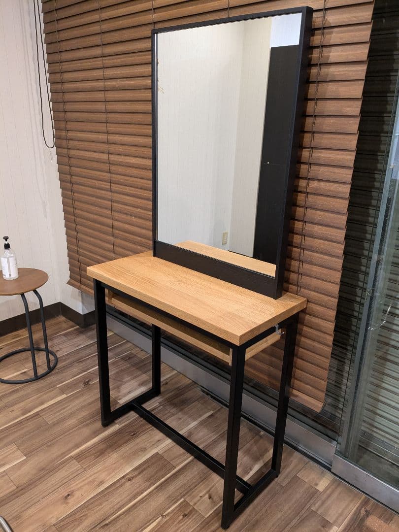 美容室のセット面