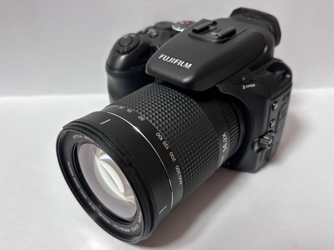 デジタルカメラ FUJIFILM FinePix S100FS