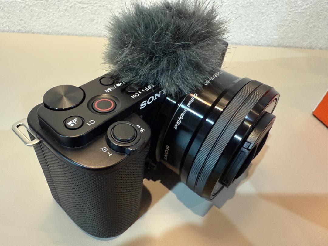 【美品】SONY ZV-E10 パワーズームレンズキット&充電器&バッテリー