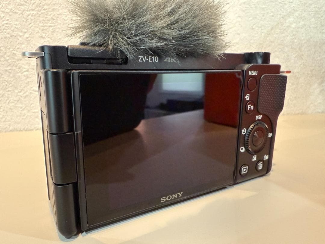 【美品】SONY ZV-E10 パワーズームレンズキット&充電器&バッテリー