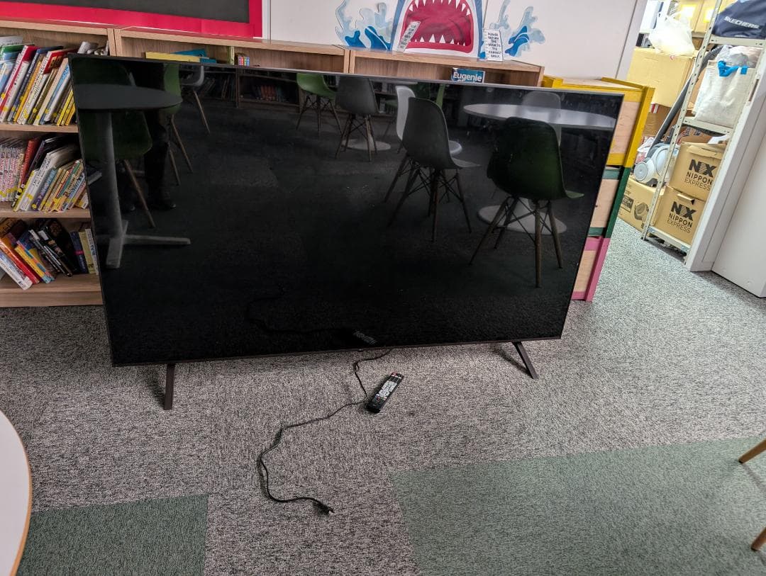 LG 75型 4K UHDスマートテレビ [ジャンク] 画面割れあり