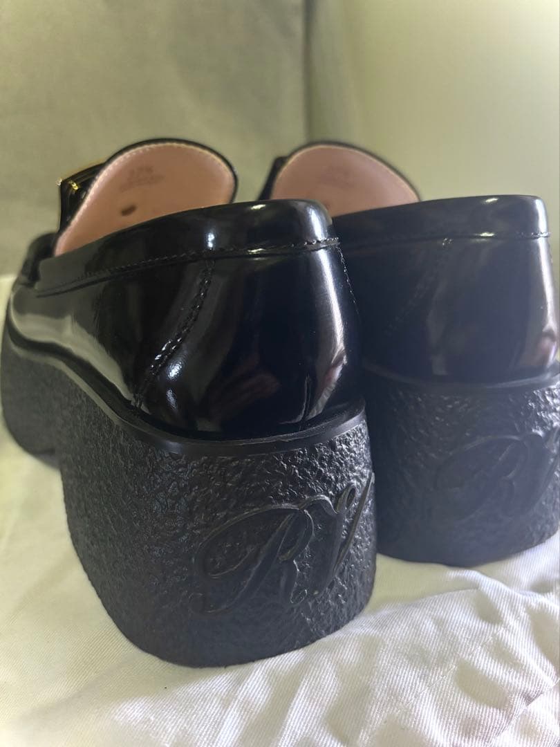 Roger Vivier/ロジェヴィヴィエ ヴィヴレンジャー ローファー