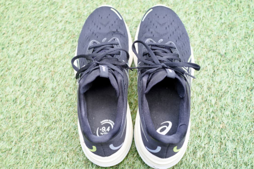 アシックス カーボンランニングシューズ26.5cm